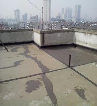 大厂漏水维修 楼顶漏水是什么原因，楼顶漏水维修方法是什么?